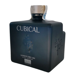 Cubical Ultra Premium 70 cl.